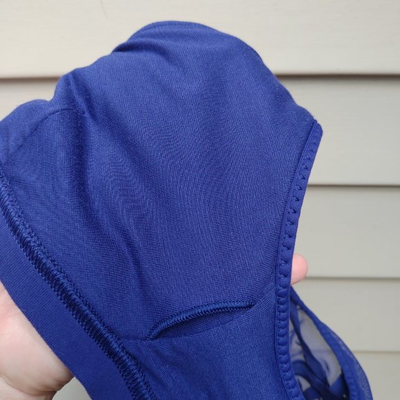 Lululemon Essential Rhythm Blue Sports Bra Lace-Up Back Detail Mesh - Picture 9 of 11